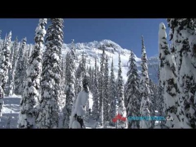 Kanadan Whitewaterin esittelyvideossa paljon puhetta paikallisesta lumesta, offareista ja afterista.