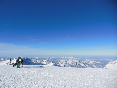 Titliksellä Sveitsin Engelbergissä ylimmät rinteet laskeutuvat 3050 metrin korkeudesta
