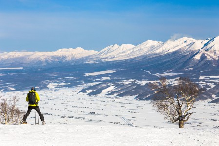 Vaikka aurinko onkin mukava matkaseuralainen, toivoisi moni Japaniin pehmeän lumen perässä matkustava kaikkein eniten tuhteja lumisateita. 
