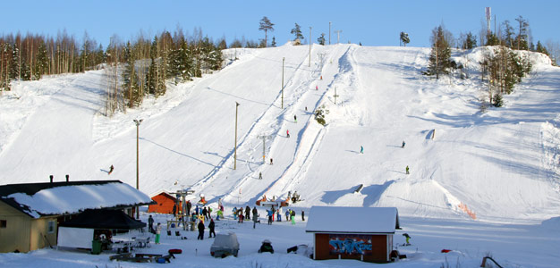 Tornikeskus Klaukkala - hiihtokeskus. Kuva: Simo Vunneli