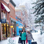 Aspen Snowmass hiihtokylä shoppailu after ski