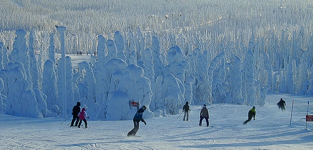 Maailman paras hiihtokeskus on Ranskan Val Thorens. Kohde sai arvostetun tittelin World Ski Awards –tapahtumassa. Suomen parhaaksi hiihtokeskukseksi valittiin Ruka.